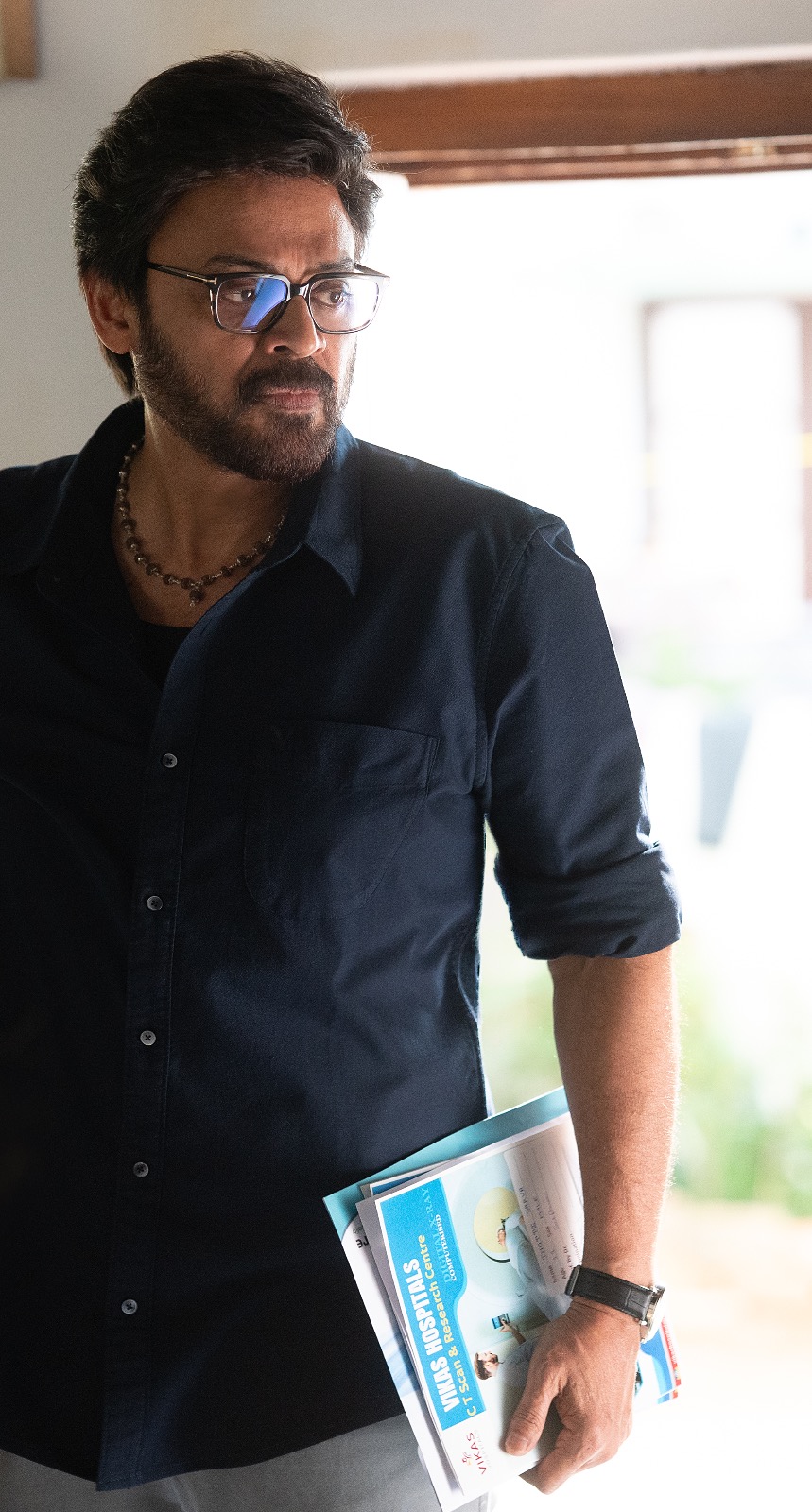 AADARSHA KUTUMBHAM